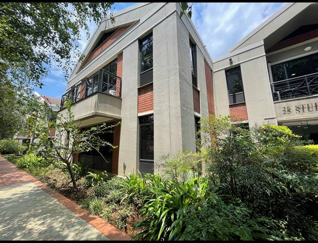 209M² OFFICE TO LET IN ROSEBANK